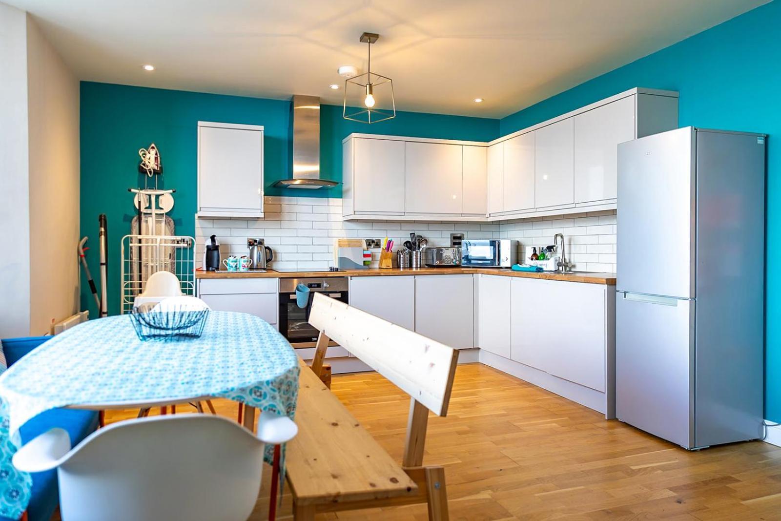 Seaview North Bay Holiday Home Apartment Скарборо Экстерьер фото
